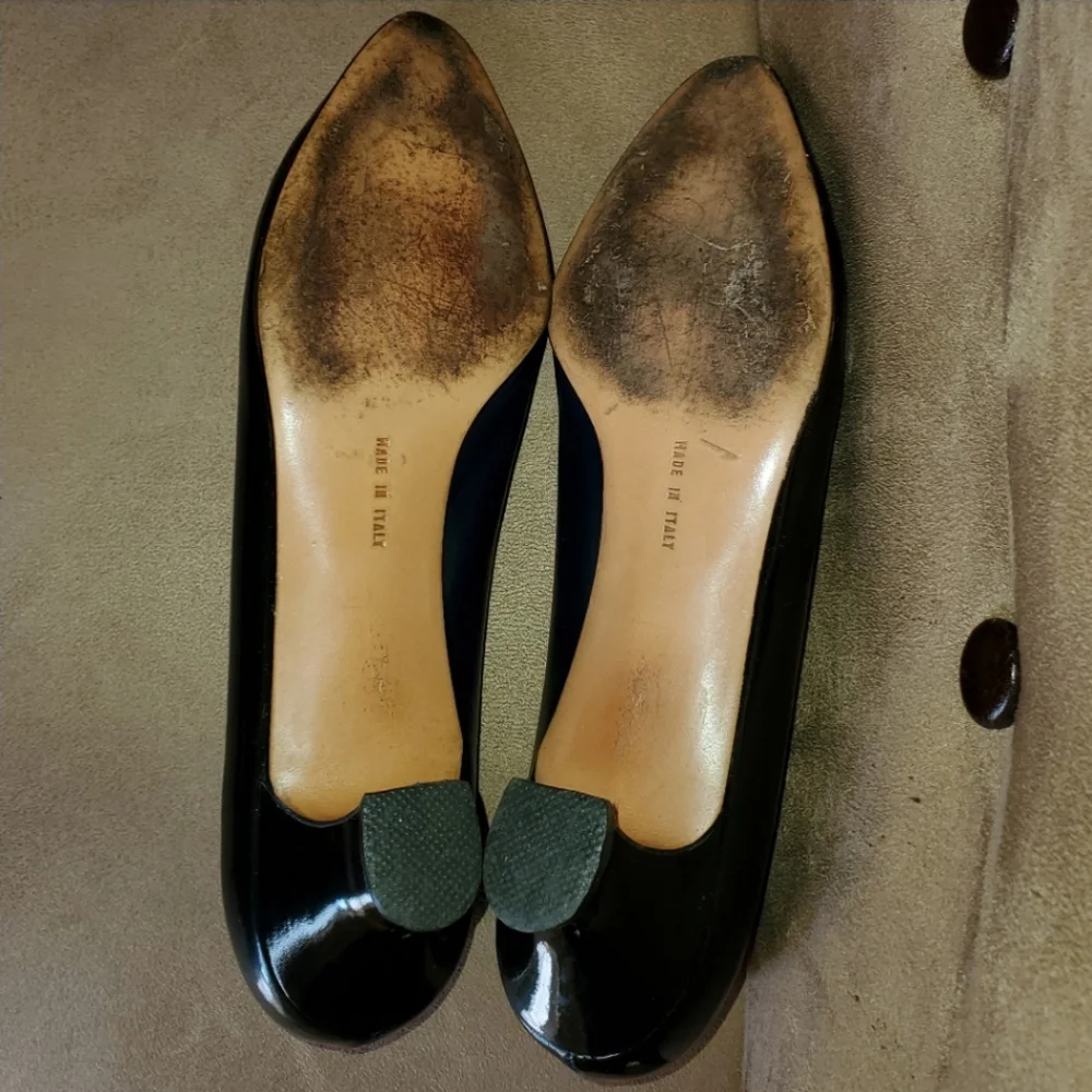 Salvatore Ferragamo Navy Blue/ Black Patent Leather Heel Pumps Shoes Sz 6 1/2 AA - Picture 7 of 12